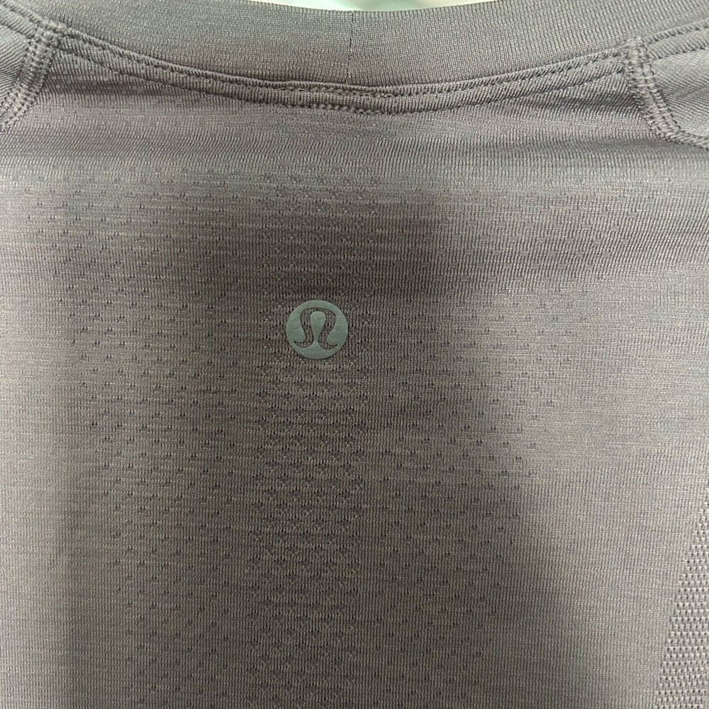 Lululemon Swiftly Tech Short Sleeve - Picture 6 of 8